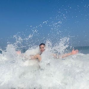 Meet your Posher, Rowell